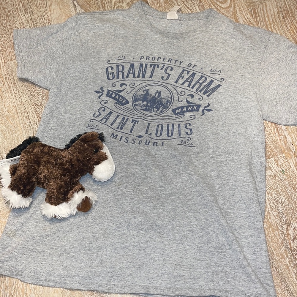 Vintage Grant Farms Shirt With Clydesdale Stuffed Ani… Gem